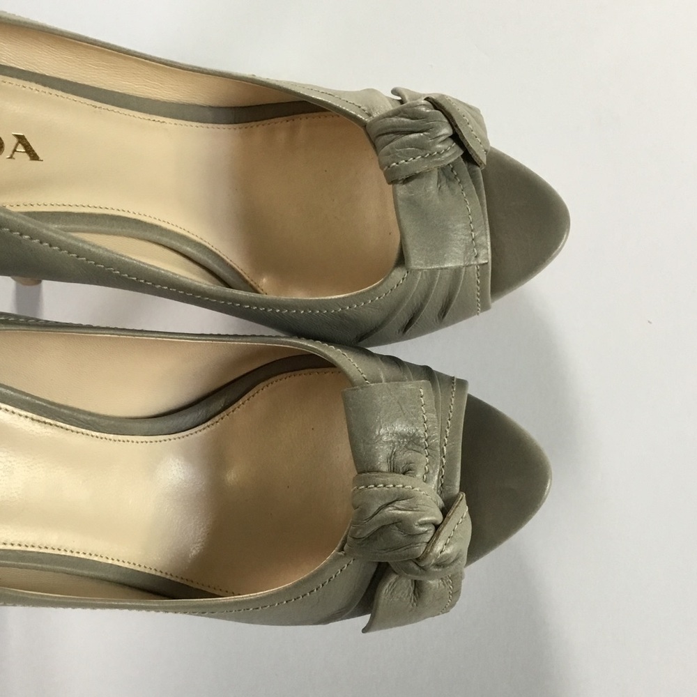 PRADA - Picture 13 of 16